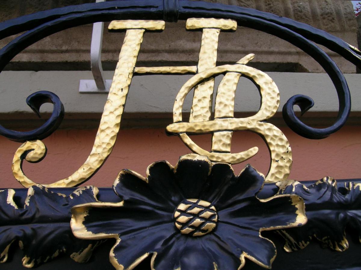 Hotel Restaurant Le Bristol 니더브룬레벵즈 외부 사진