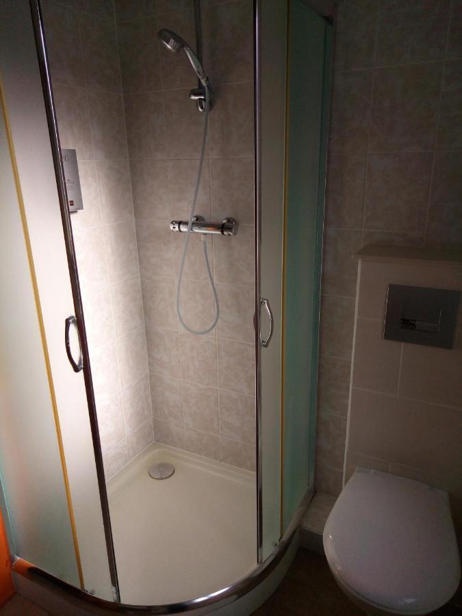 Hotel Restaurant Le Bristol 니더브룬레벵즈 외부 사진